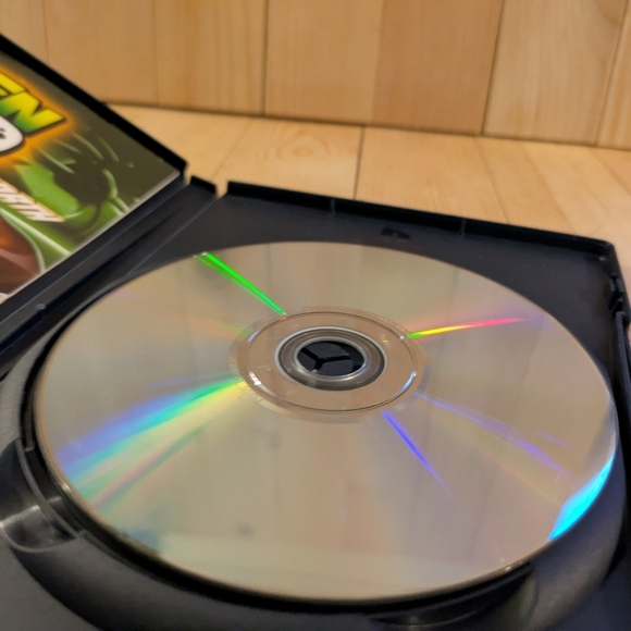 Ben 10 Protector of Earth for PlayStation Sony 2  Used - Picture 6 of 6